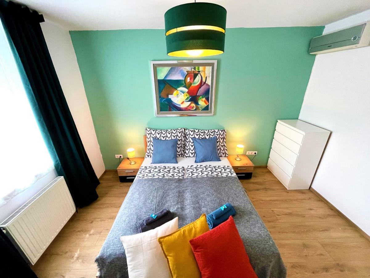 Feel Home Deluxe Corvin # Free Parking # Ac # Elevator Budapeşte Dış mekan fotoğraf